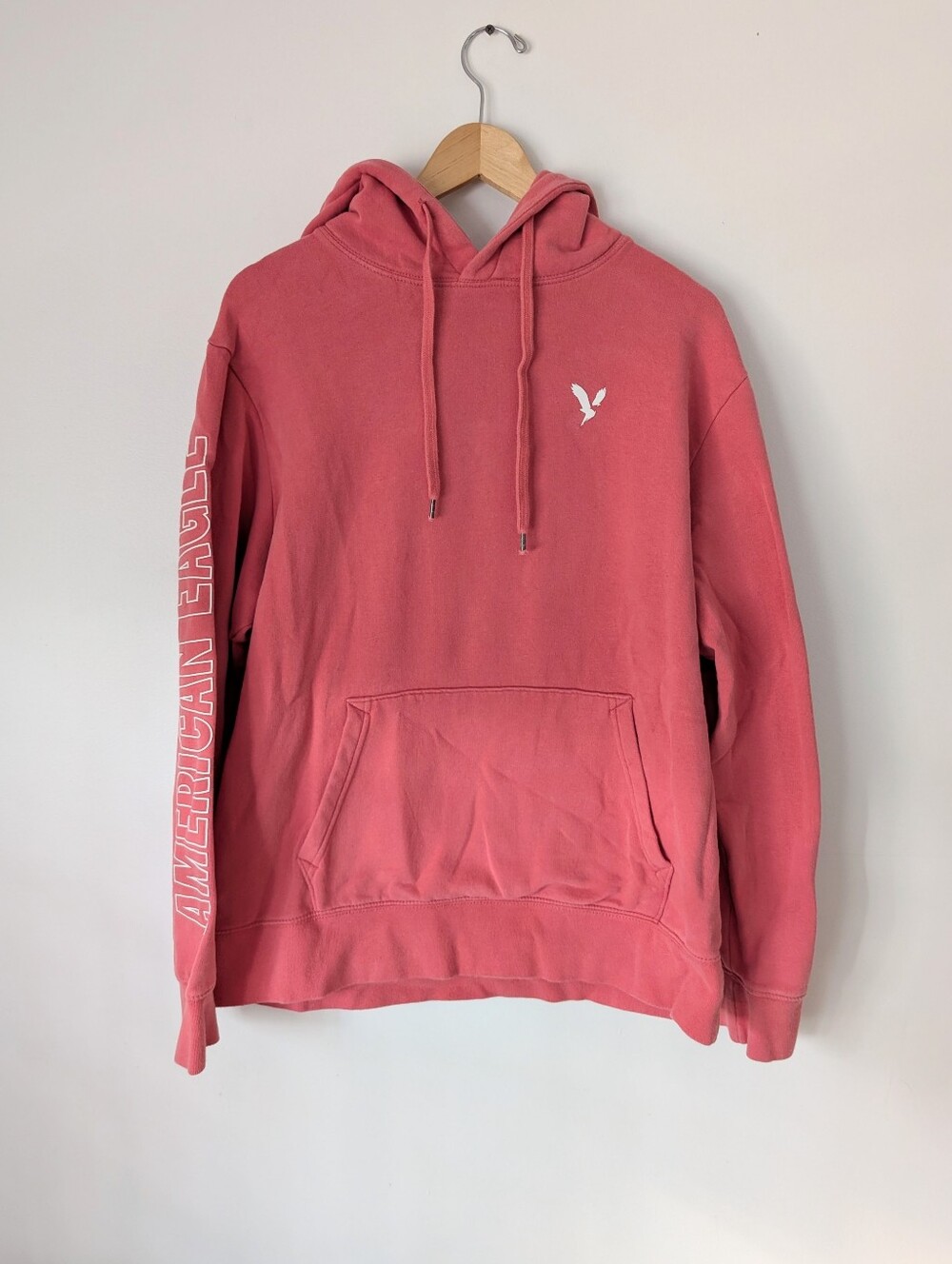 American Eagle Super Soft Salmon Hoodie Size L